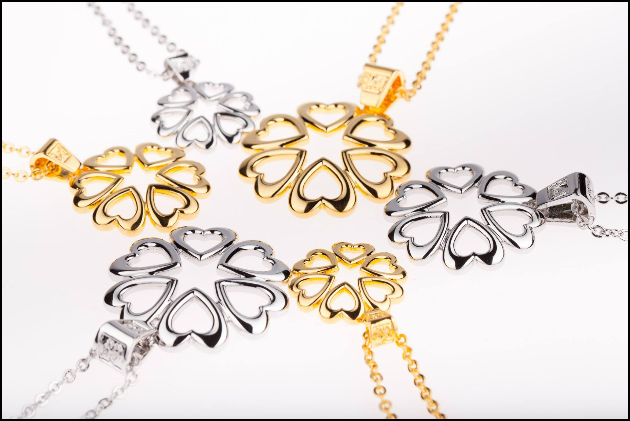 swan-boutique-eternal-heart-pendant.jpg